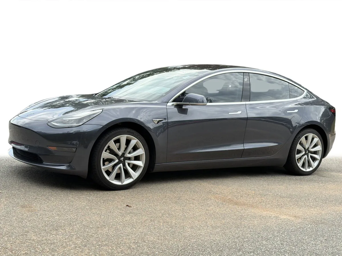 2018 Tesla Model 3 Mid Range thumbnail 17