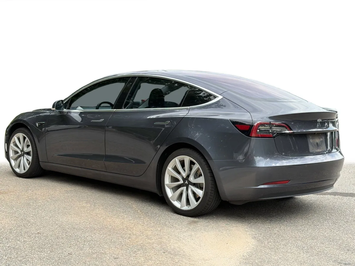 2018 Tesla Model 3 Mid Range thumbnail 19