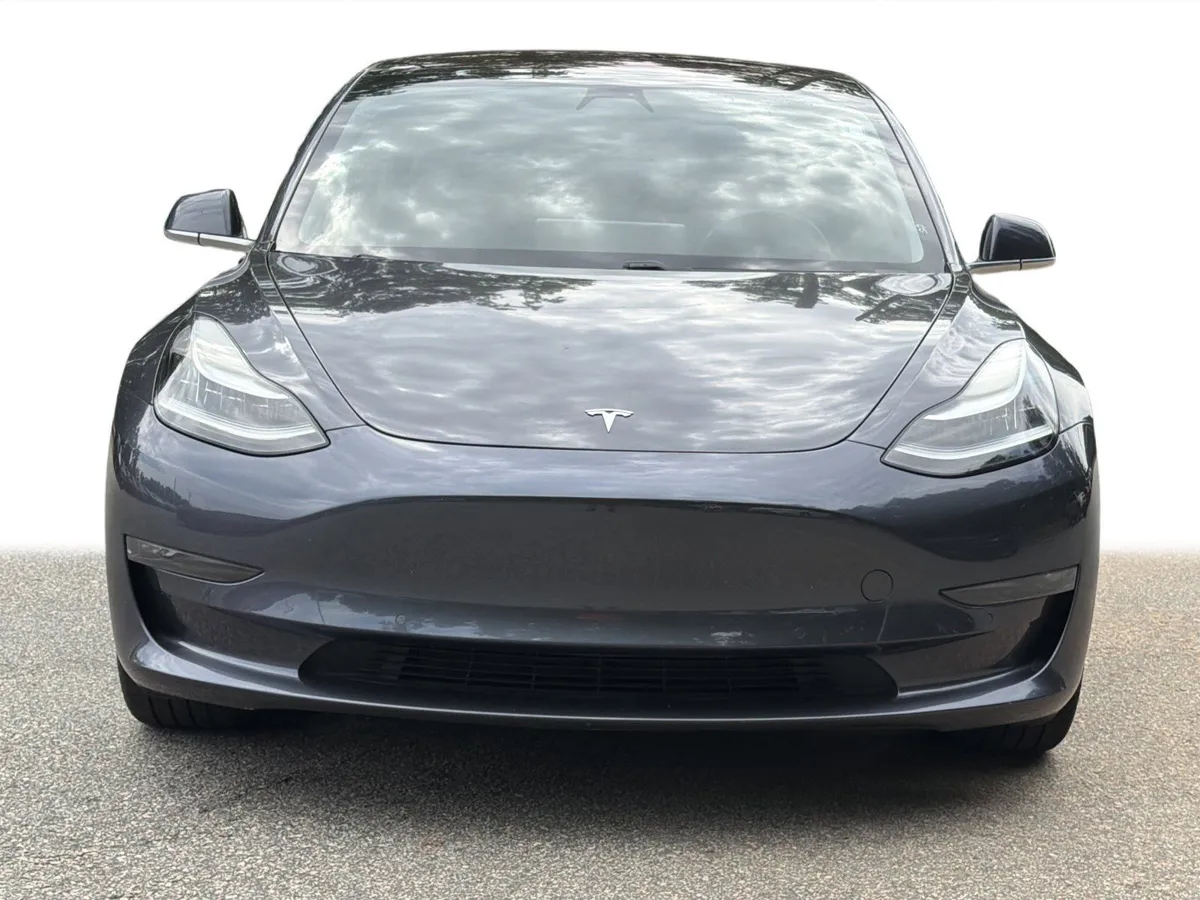 2018 Tesla Model 3 Mid Range thumbnail 23