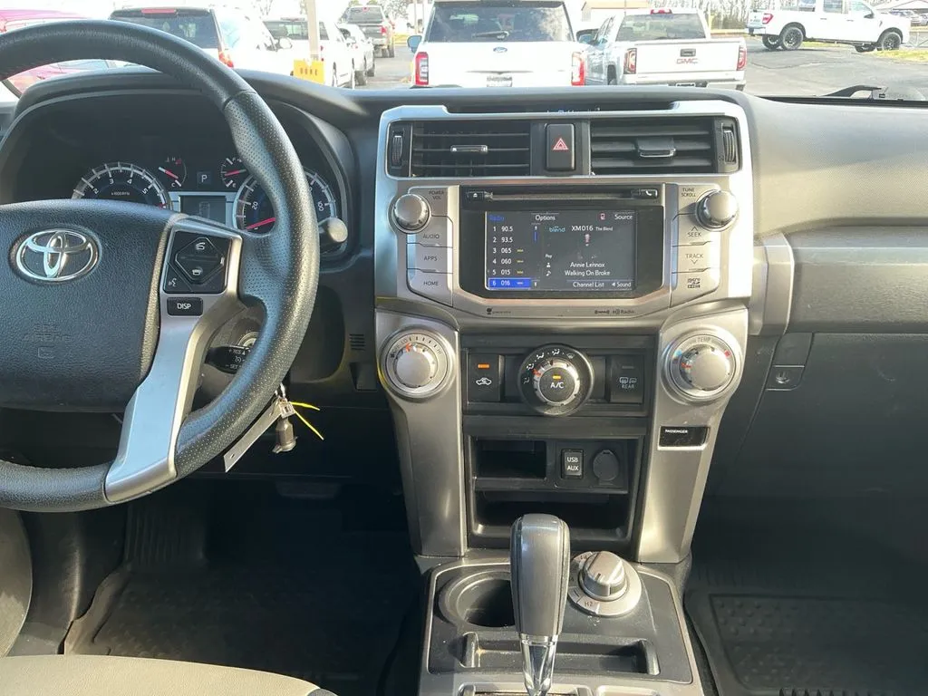 2018 Toyota 4Runner SR5 Premium thumbnail 20