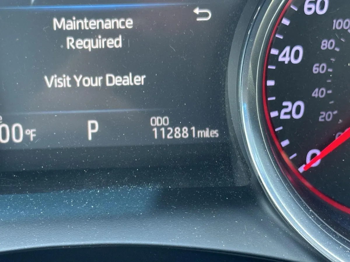 2018 Toyota Camry XSE thumbnail 14