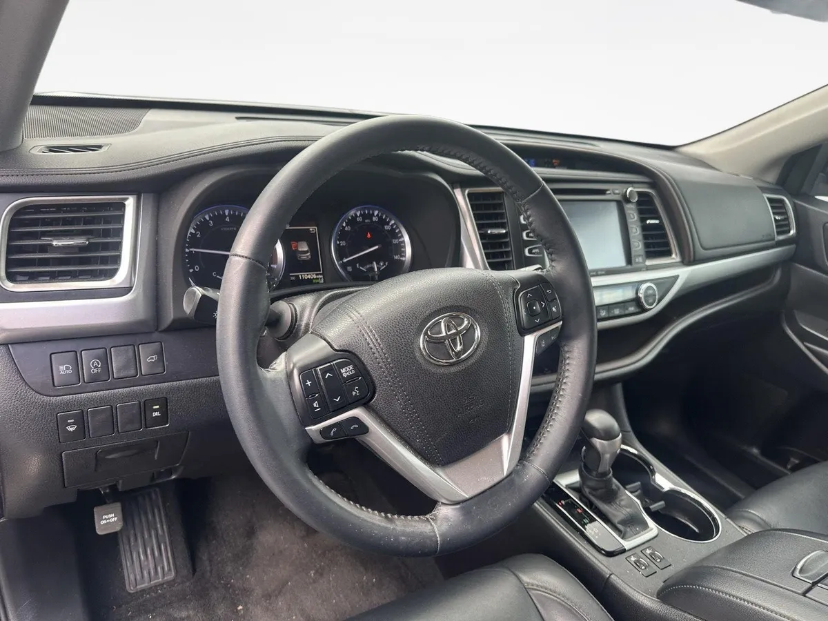 2018 Toyota Highlander XLE thumbnail 10