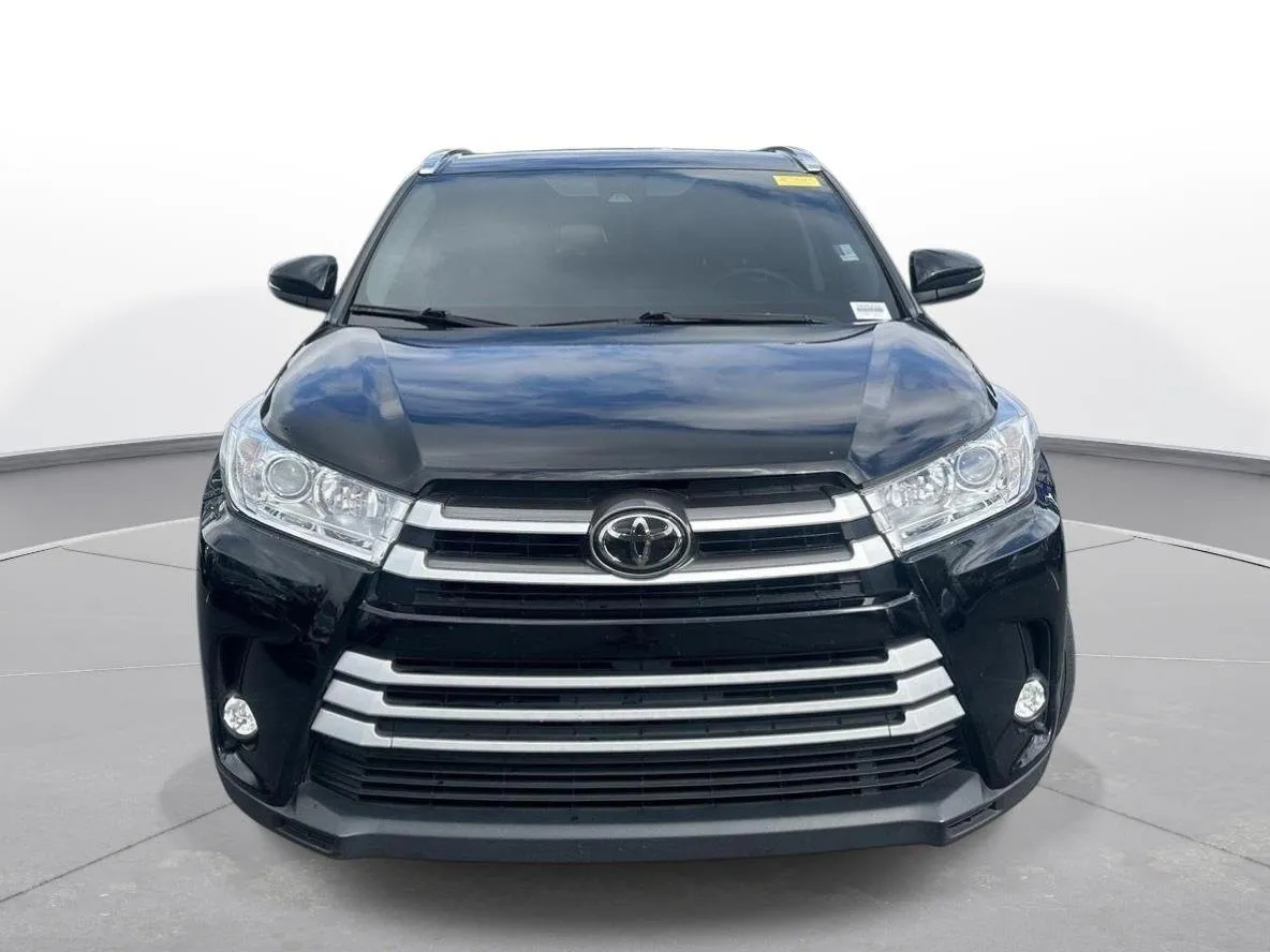 2018 Toyota Highlander XLE thumbnail 3