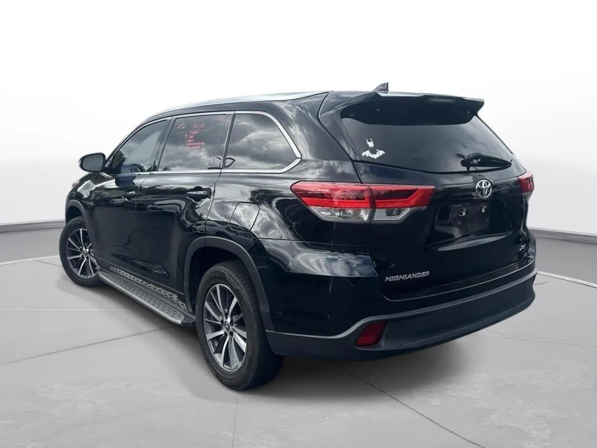 2018 Toyota Highlander XLE thumbnail 8