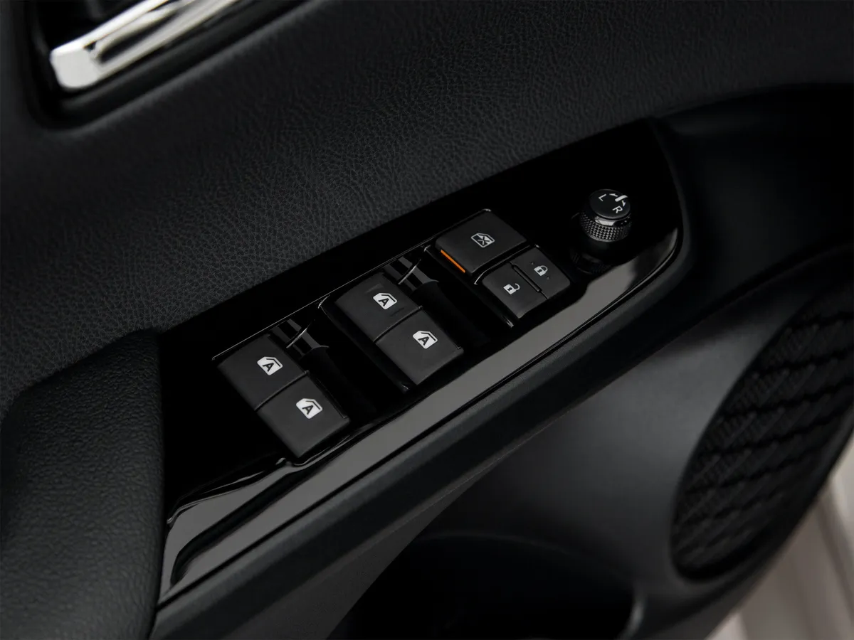 2018 Toyota Prius Prime Plus thumbnail 14