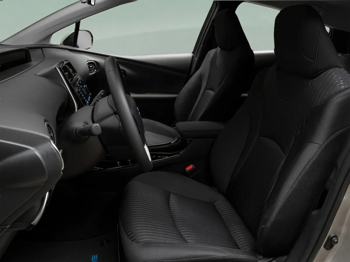 2018 Toyota Prius Prime Plus thumbnail 17