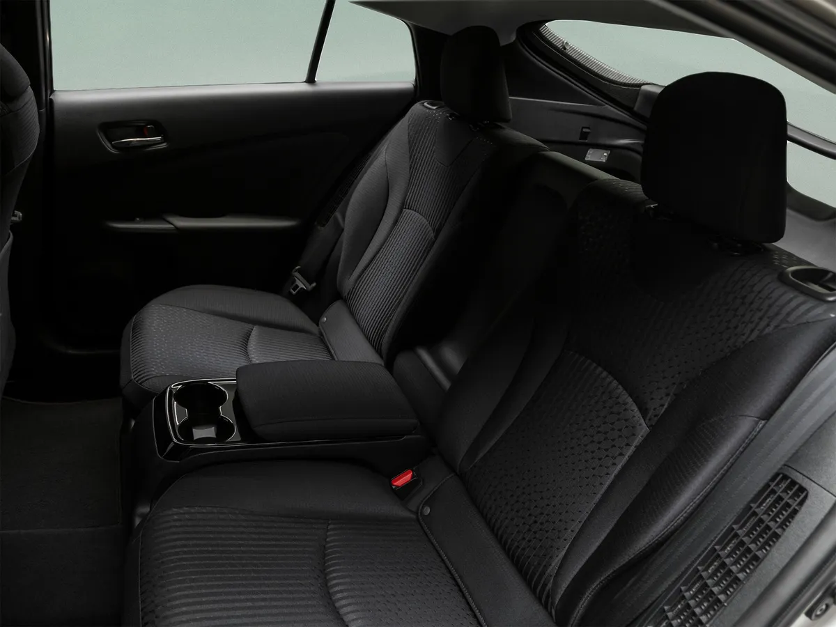 2018 Toyota Prius Prime Plus thumbnail 18