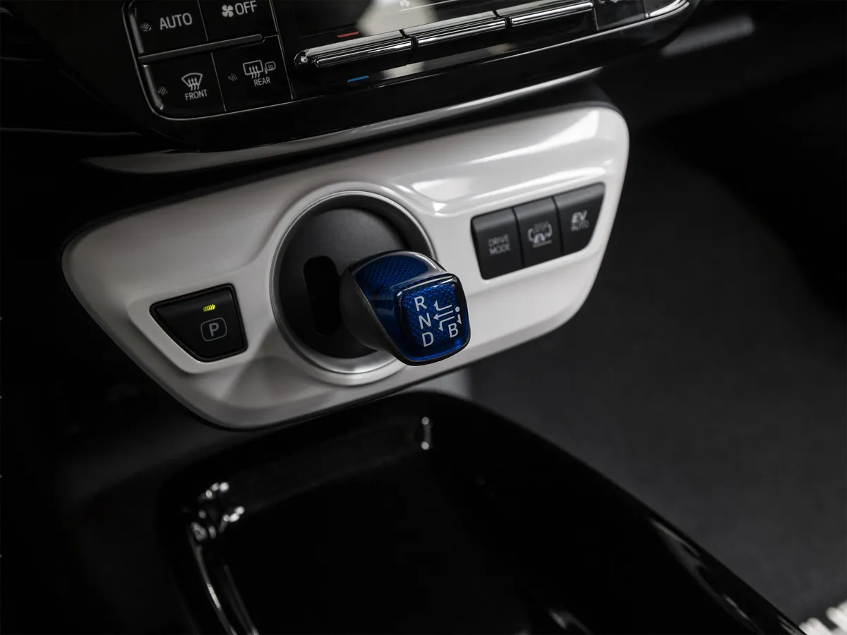 2018 Toyota Prius Prime Plus thumbnail 27