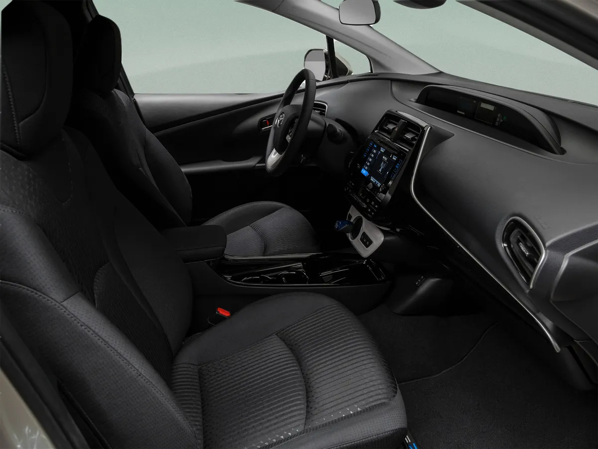 2018 Toyota Prius Prime Plus thumbnail 28