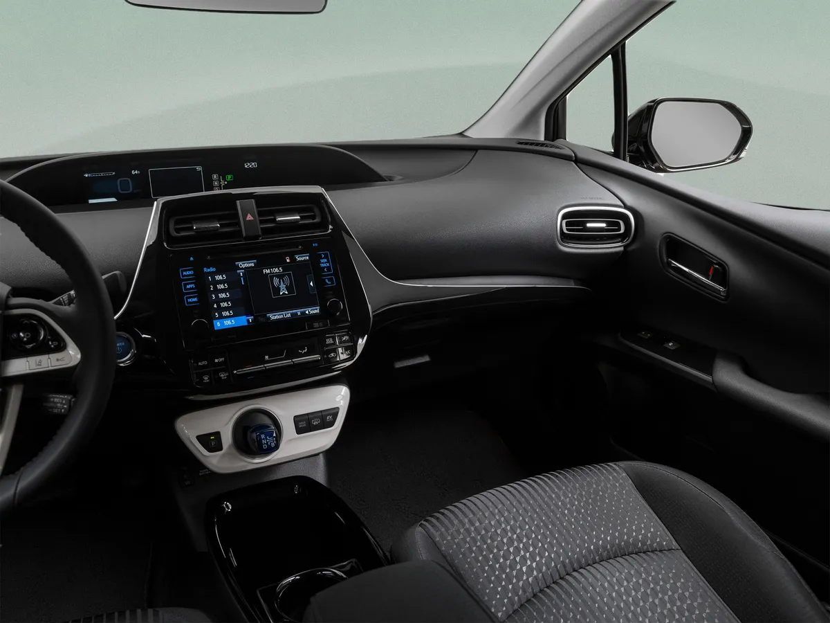 2018 Toyota Prius Prime Plus thumbnail 45
