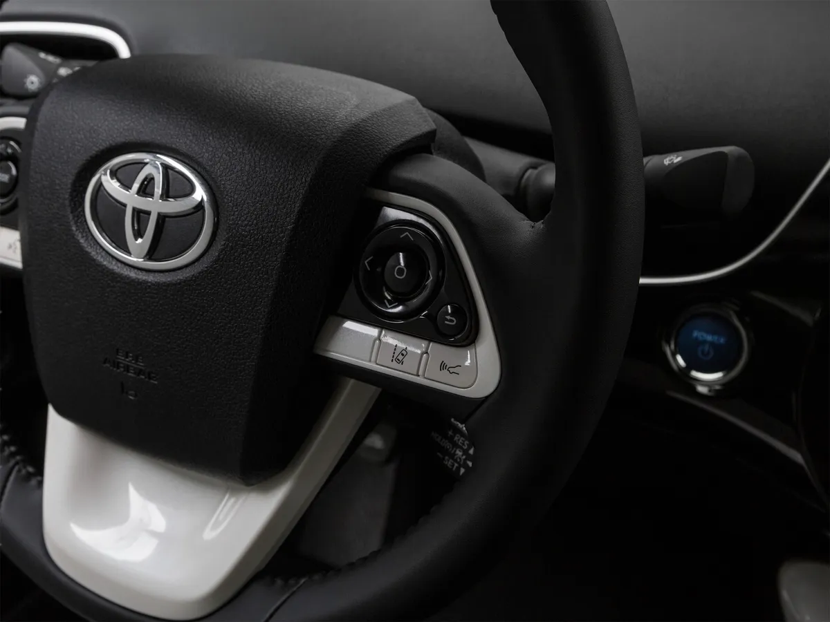 2018 Toyota Prius Prime Plus thumbnail 47