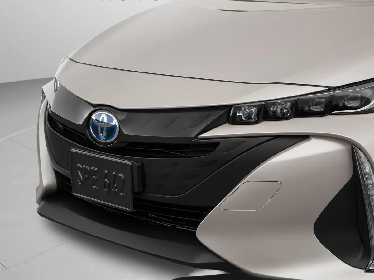 2018 Toyota Prius Prime Plus thumbnail 59