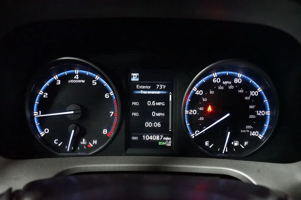 2018 Toyota RAV4 XLE thumbnail 15