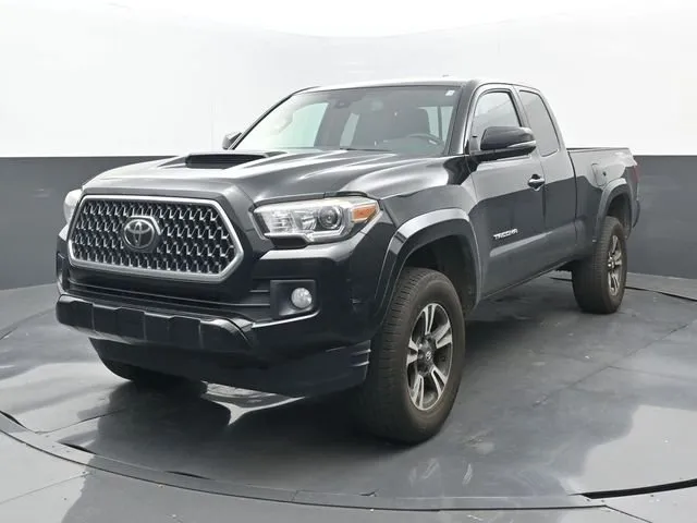 2018 Toyota Tacoma TRD Sport thumbnail 8