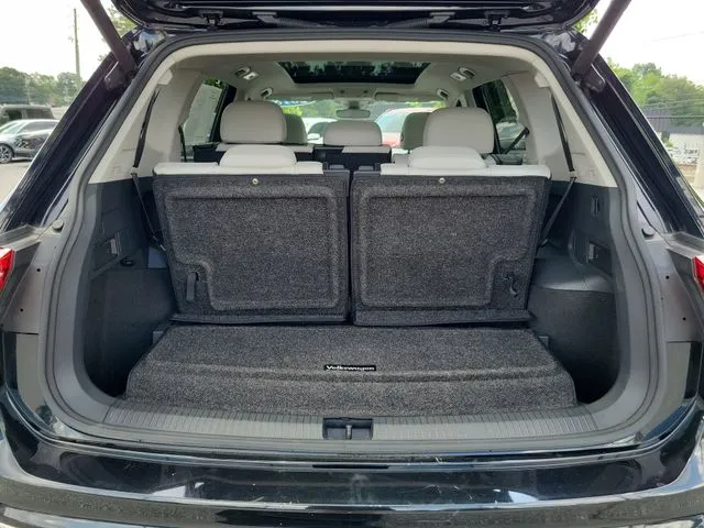 2018 Volkswagen Tiguan 2.0T SEL Premium thumbnail 31