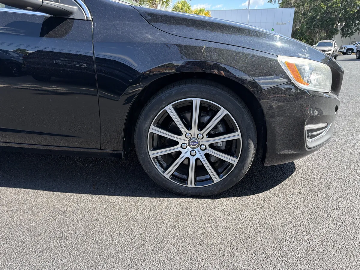 2018 Volvo S60 Inscription thumbnail 12