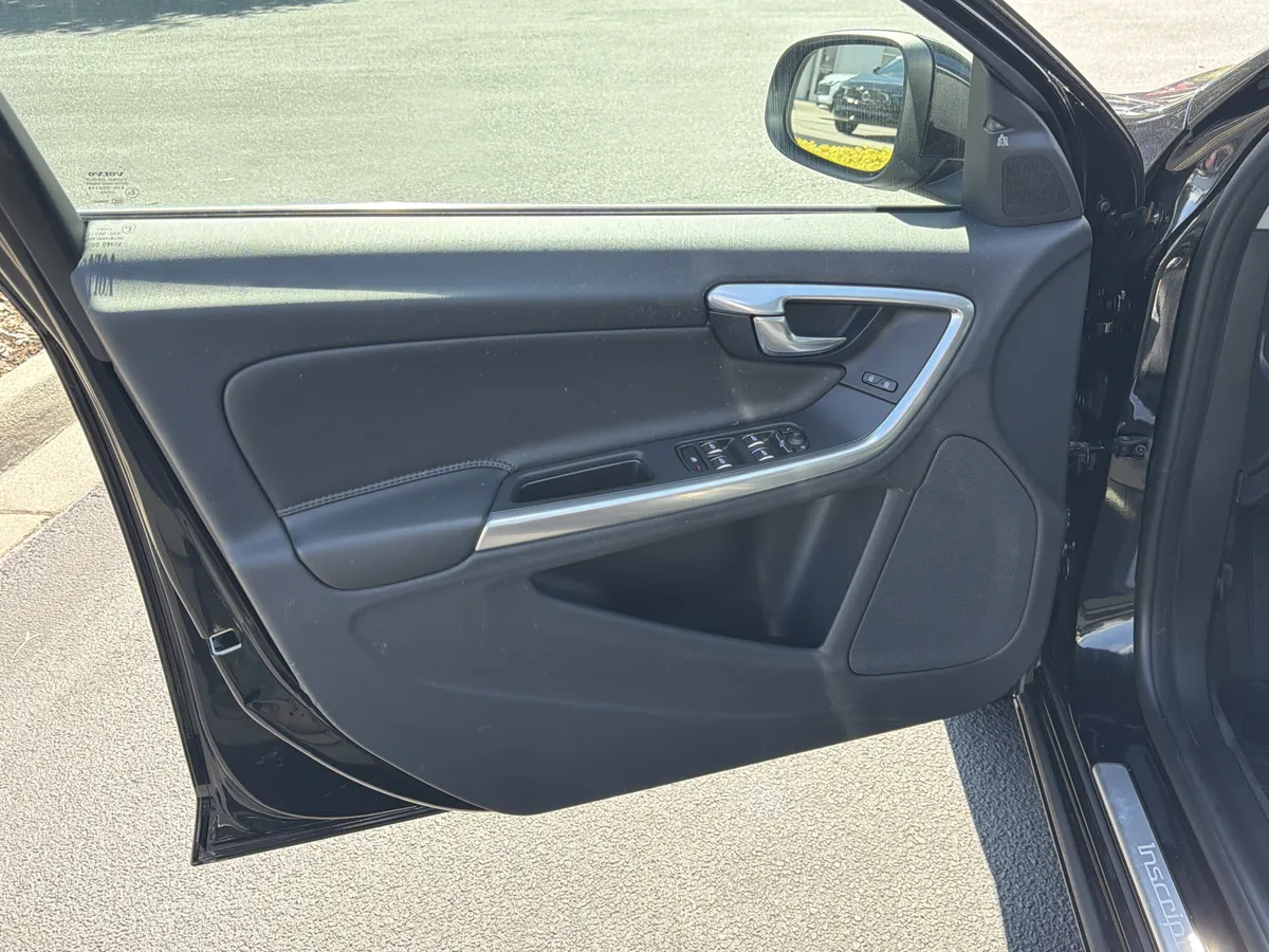 2018 Volvo S60 Inscription thumbnail 13