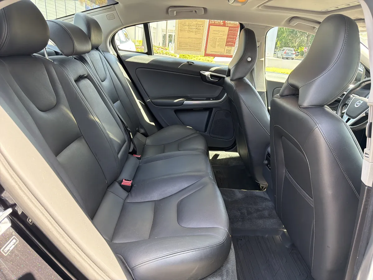 2018 Volvo S60 Inscription thumbnail 31