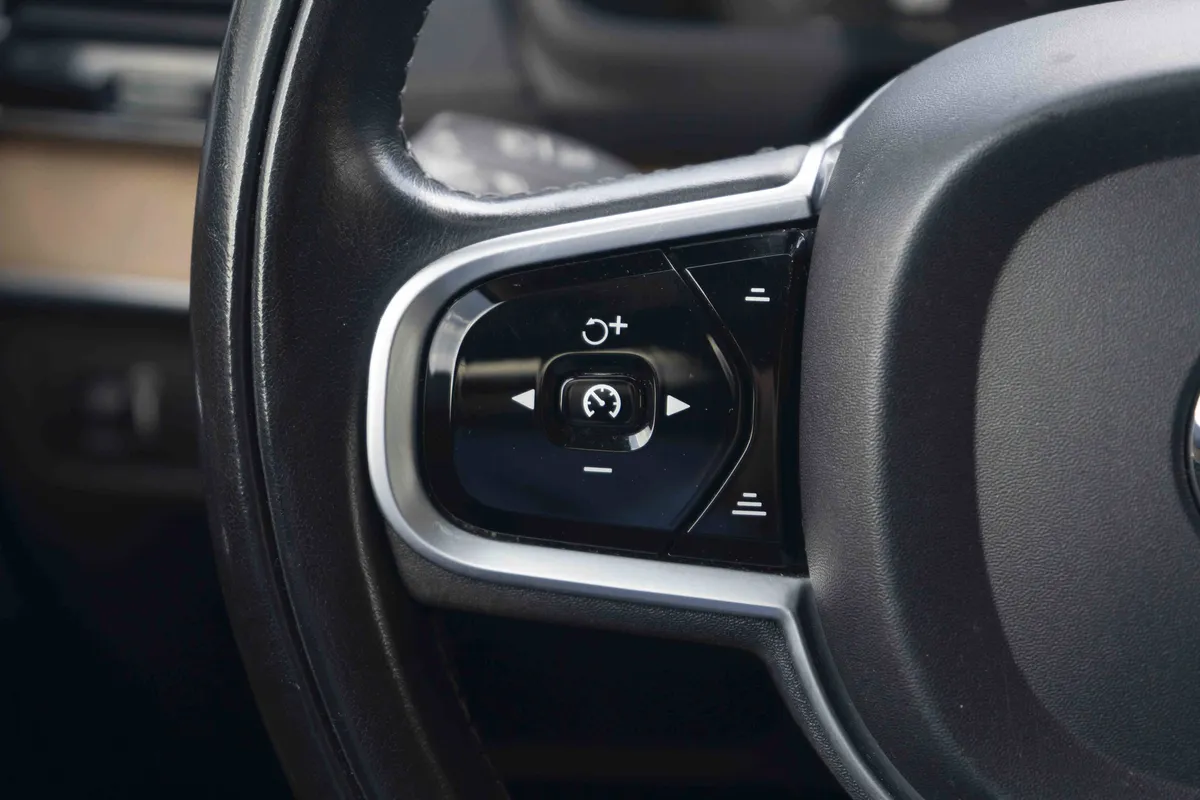 2018 Volvo XC90 Inscription thumbnail 19