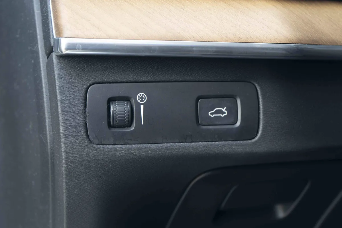 2018 Volvo XC90 Inscription thumbnail 37
