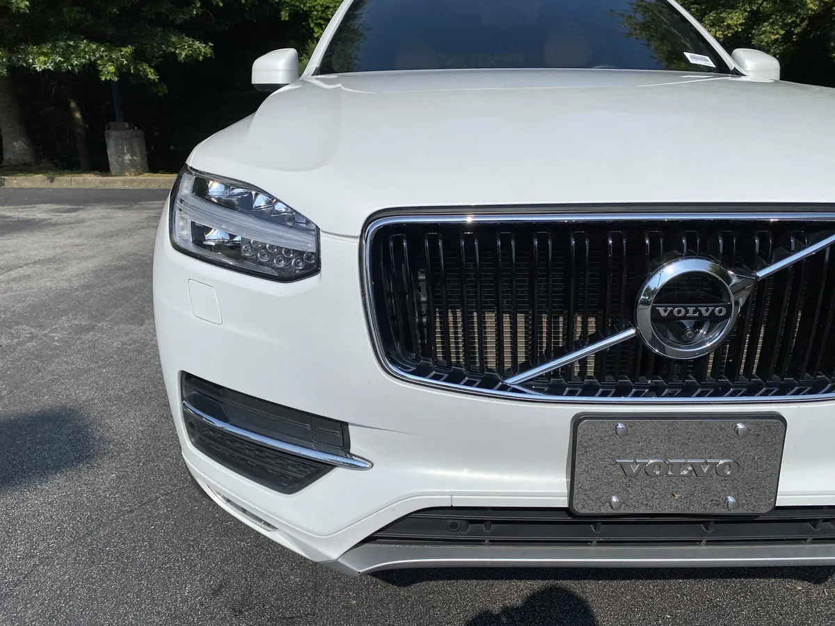 2018 Volvo XC90 Momentum thumbnail 10