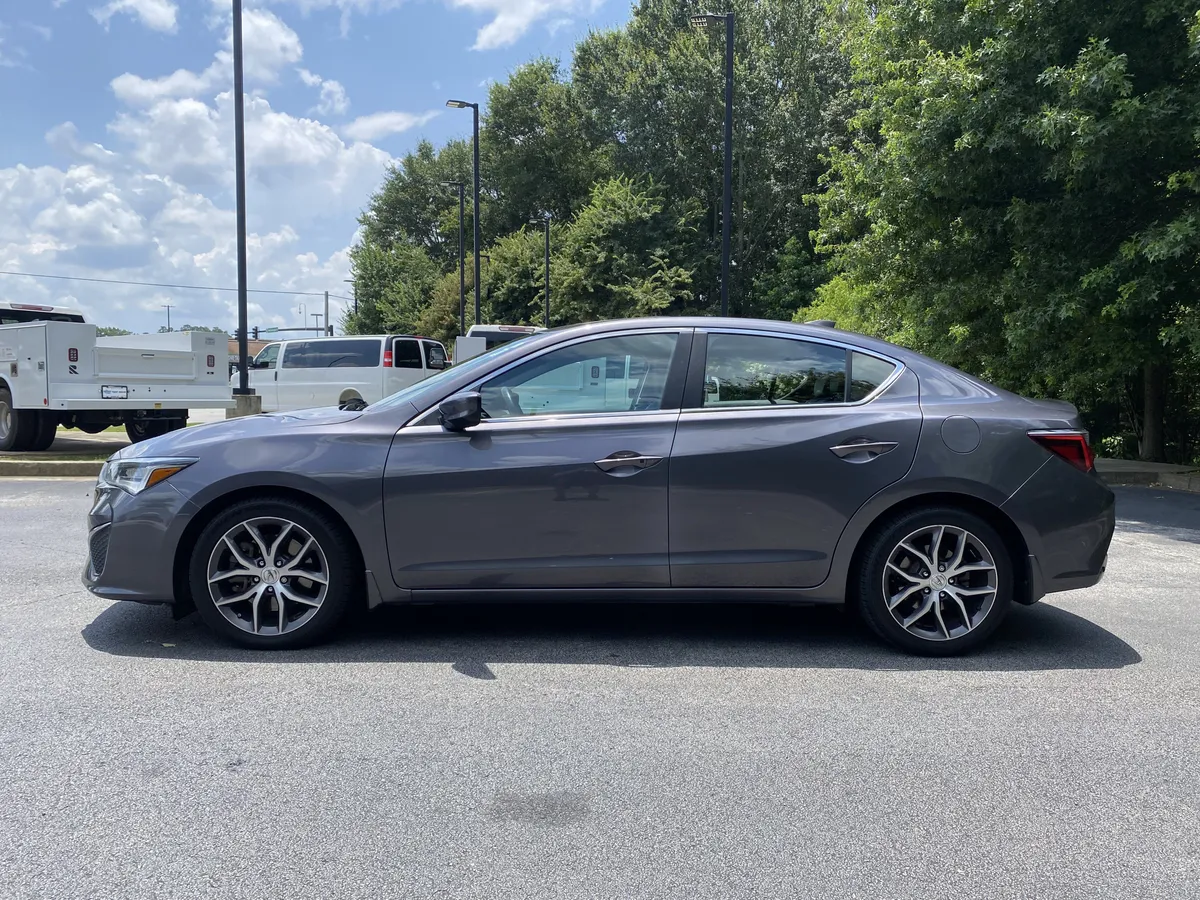 2019 Acura ILX w/Premium Pkg thumbnail 5