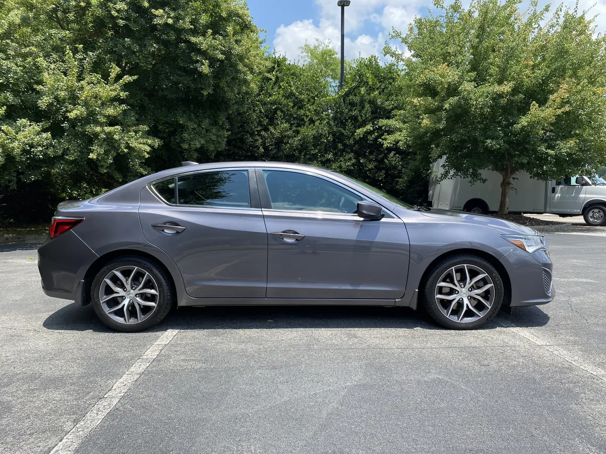 2019 Acura ILX w/Premium Pkg thumbnail 9