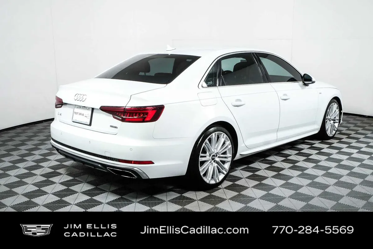 2019 Audi A4 Premium Plus thumbnail 3
