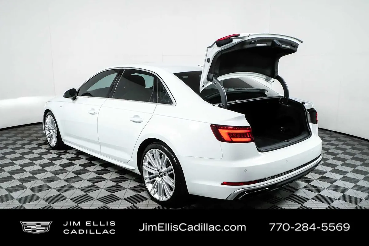 2019 Audi A4 Premium Plus thumbnail 33