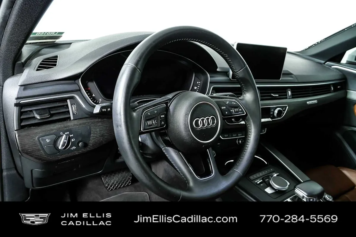 2019 Audi A4 Premium Plus thumbnail 4