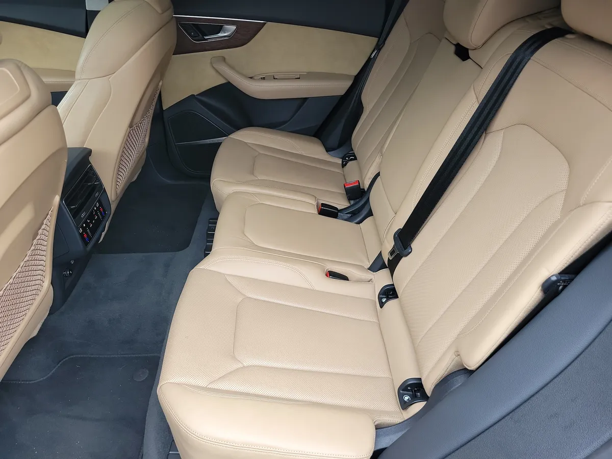 2019 Audi Q8 3.0T Premium thumbnail 12