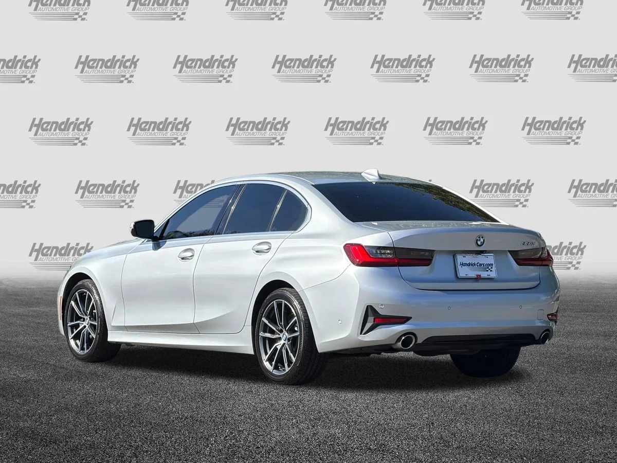 2019 BMW 3 Series 330i thumbnail 6