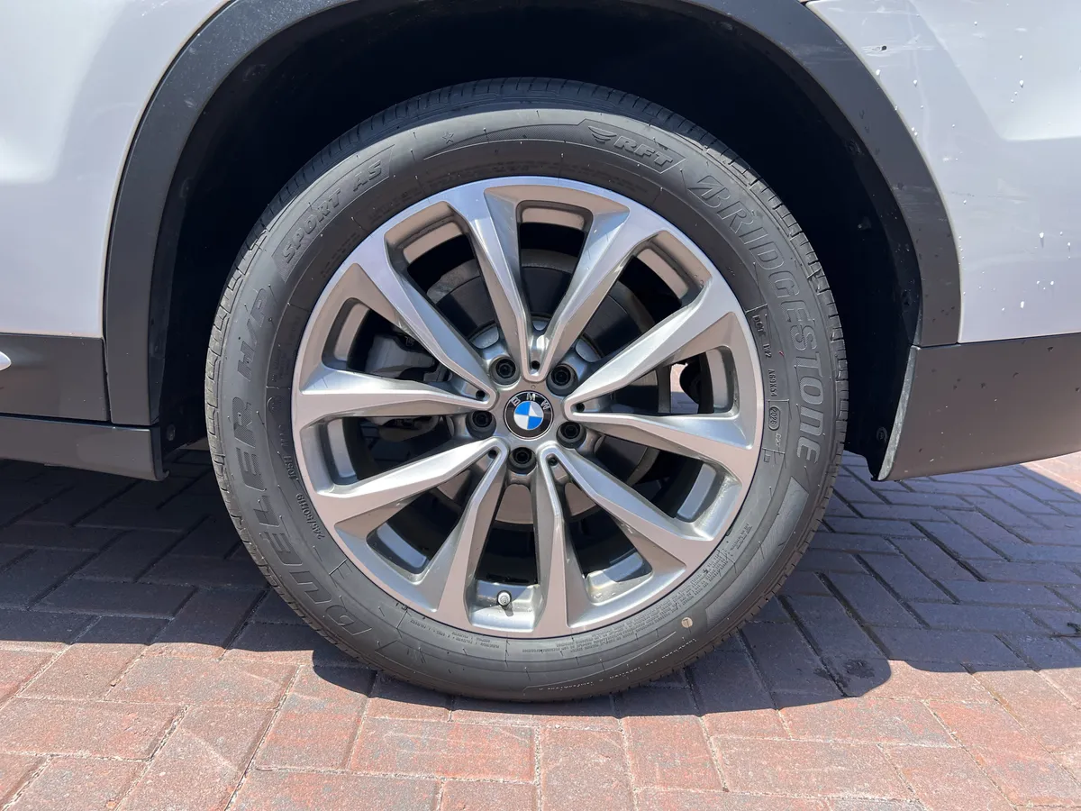 2019 BMW X3 sDrive30i thumbnail 12
