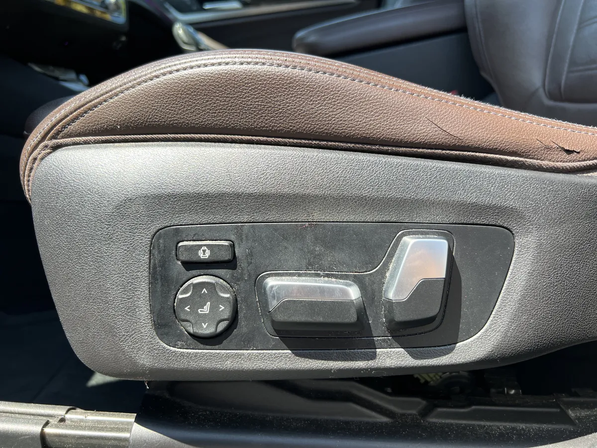 2019 BMW X3 sDrive30i thumbnail 38