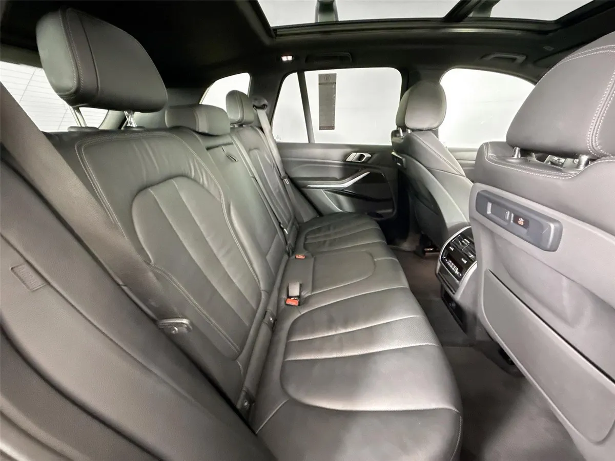 2019 BMW X5 xDrive40i thumbnail 44