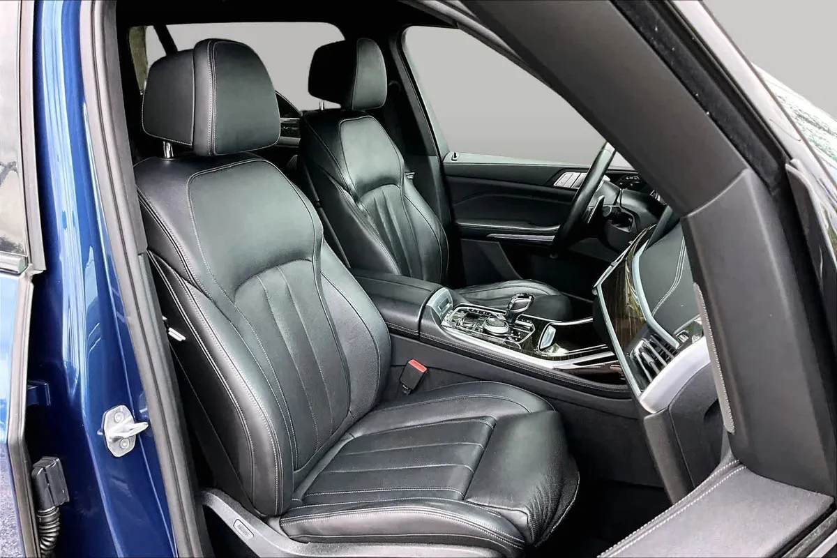 2019 BMW X7 xDrive50i xDrive50i thumbnail 9