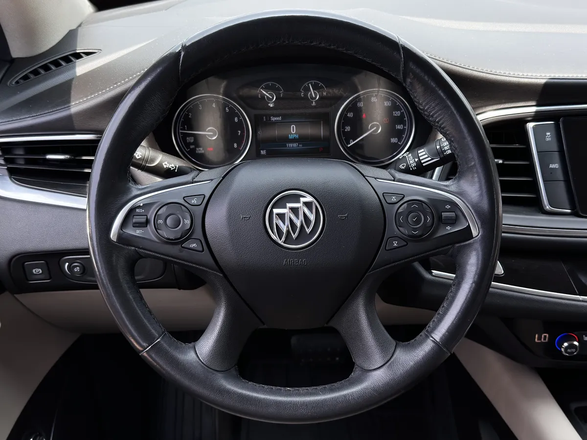 2019 Buick Enclave Essence thumbnail 17
