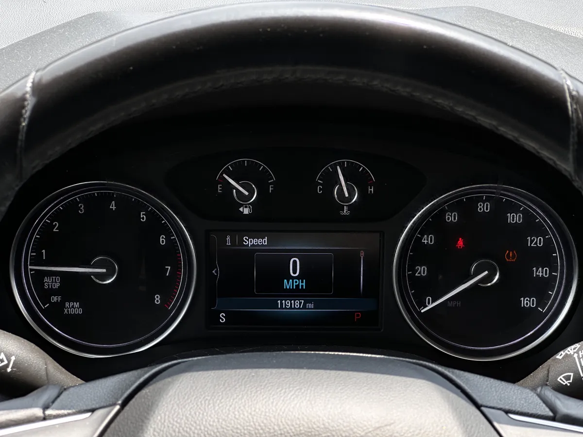2019 Buick Enclave Essence thumbnail 20