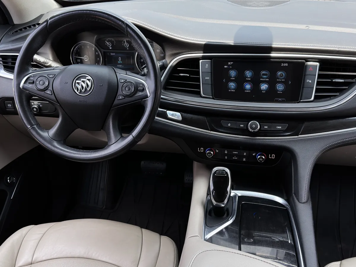 2019 Buick Enclave Essence thumbnail 28