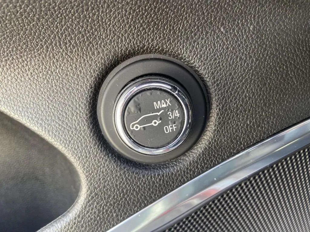 2019 Buick Enclave Essence thumbnail 15