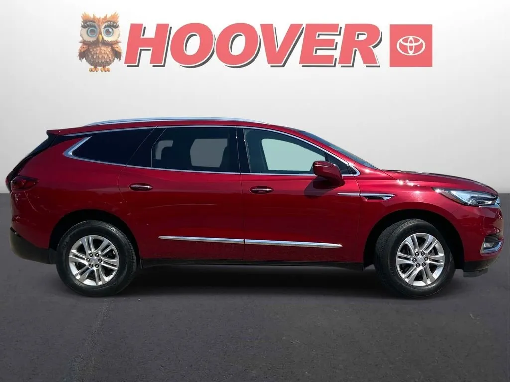 2019 Buick Enclave Essence thumbnail 2
