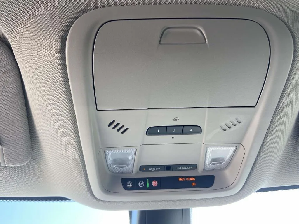 2019 Buick Enclave Essence thumbnail 20