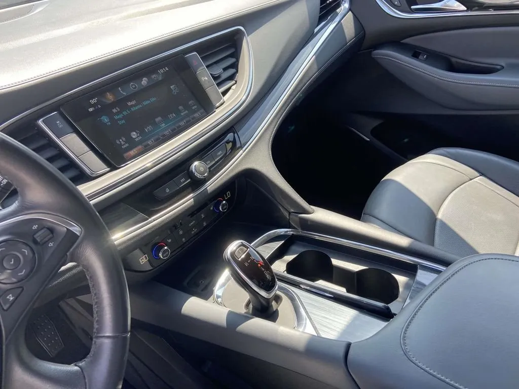 2019 Buick Enclave Essence thumbnail 26