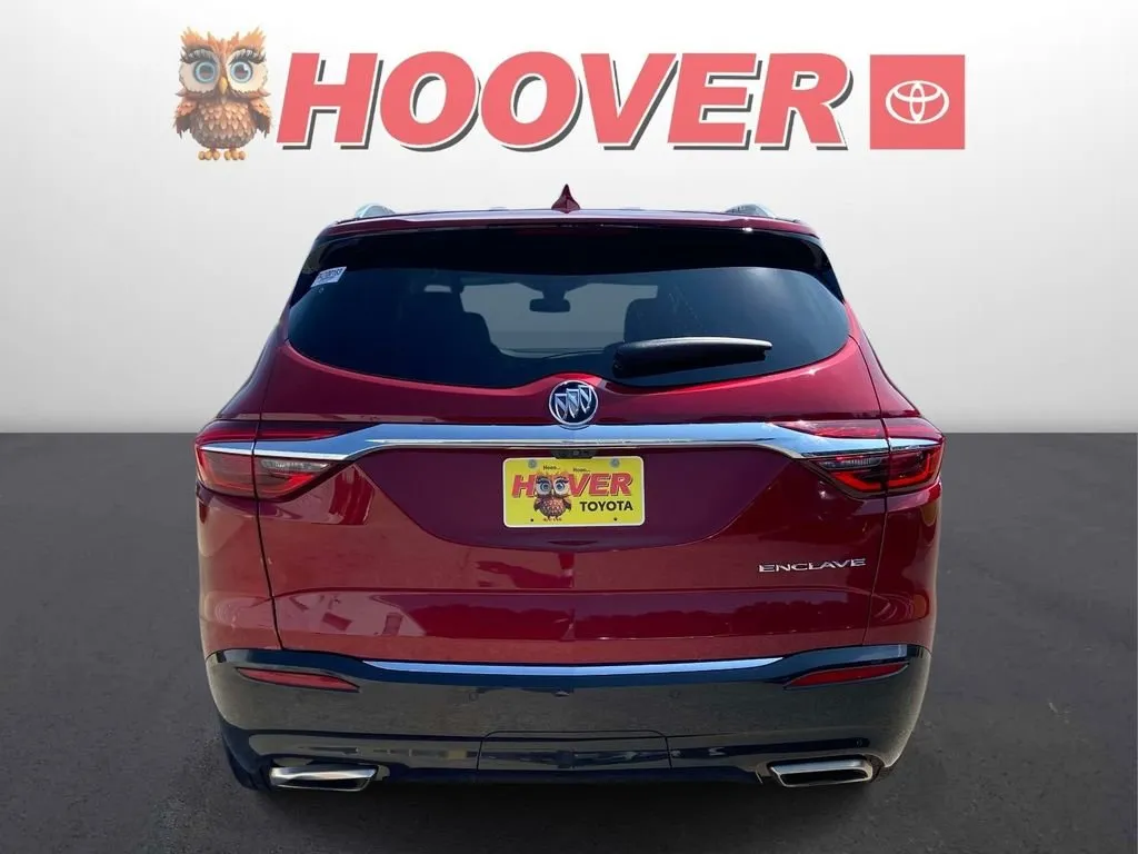 2019 Buick Enclave Essence thumbnail 3