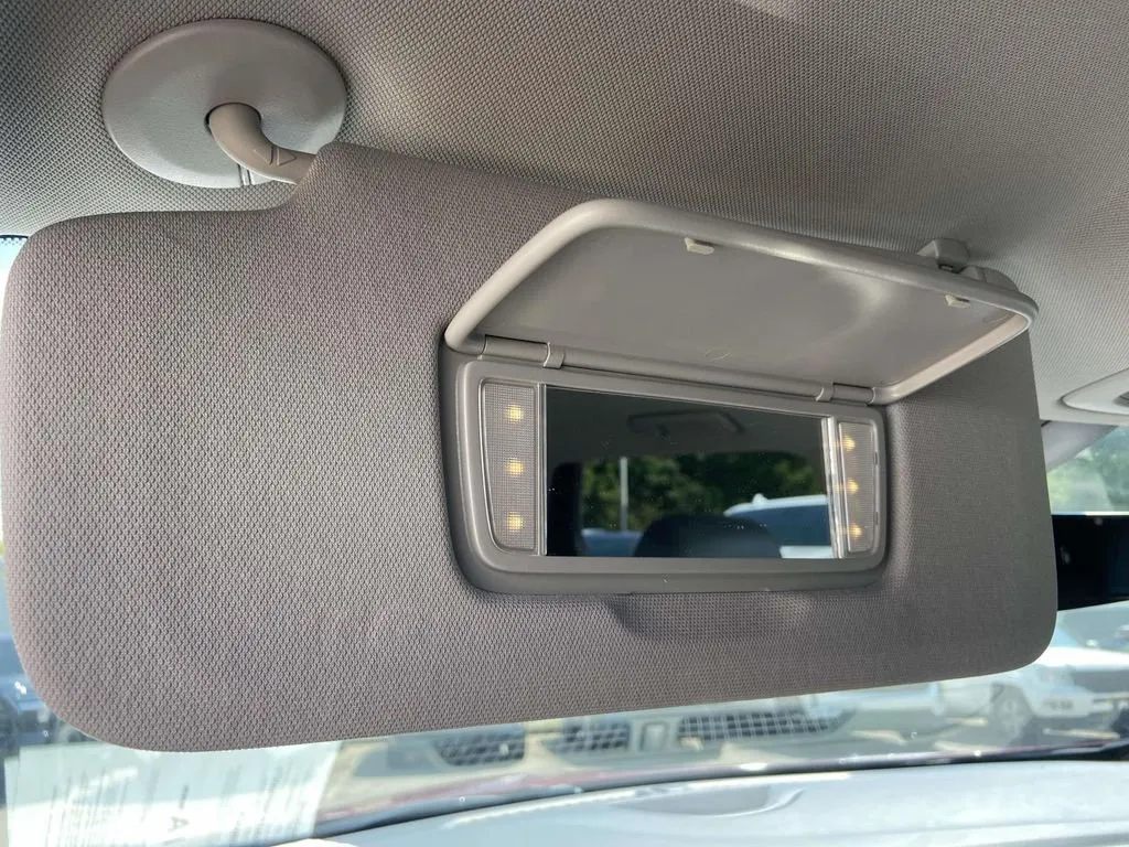 2019 Buick Enclave Essence thumbnail 30
