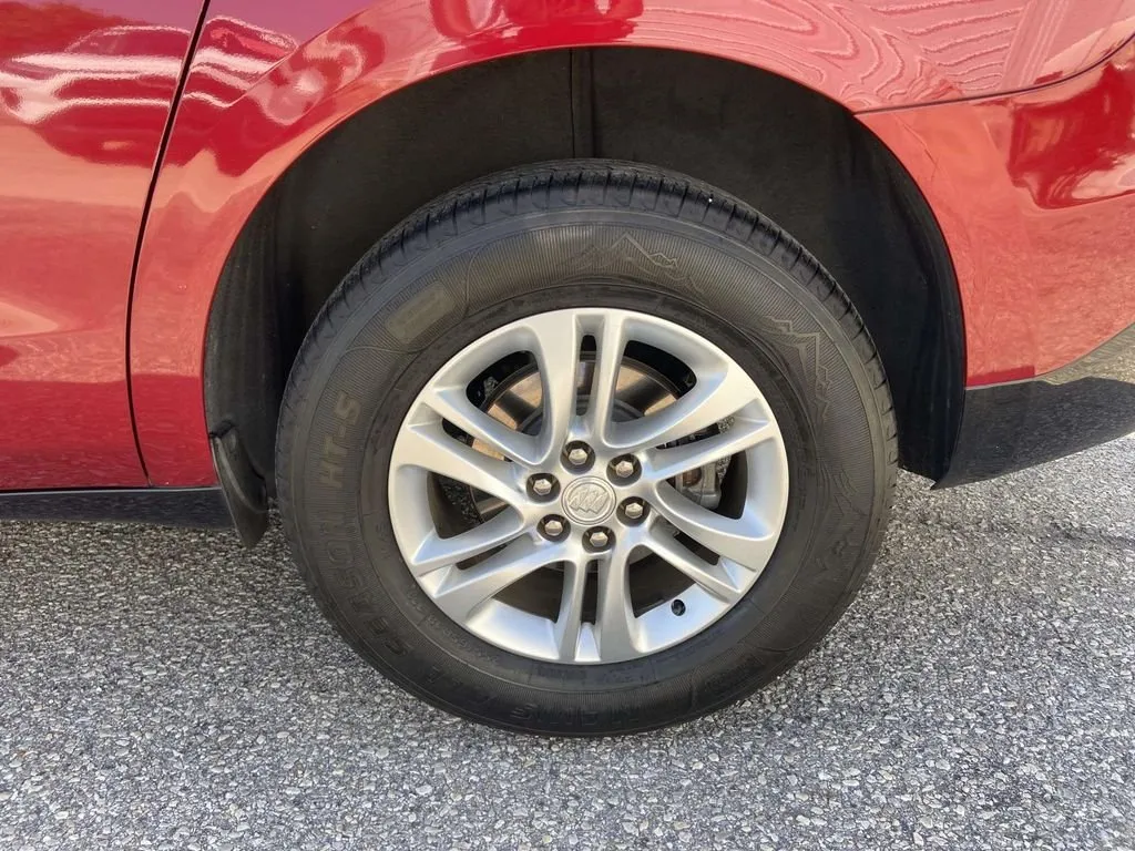 2019 Buick Enclave Essence thumbnail 9