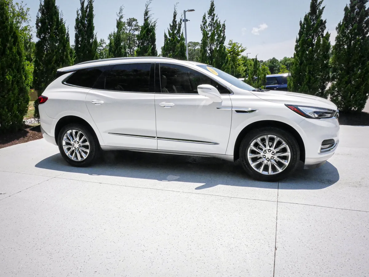 2019 Buick Enclave Premium thumbnail 10