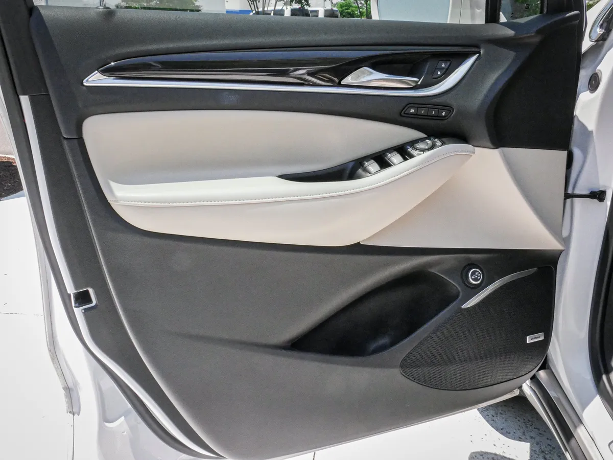 2019 Buick Enclave Premium thumbnail 13