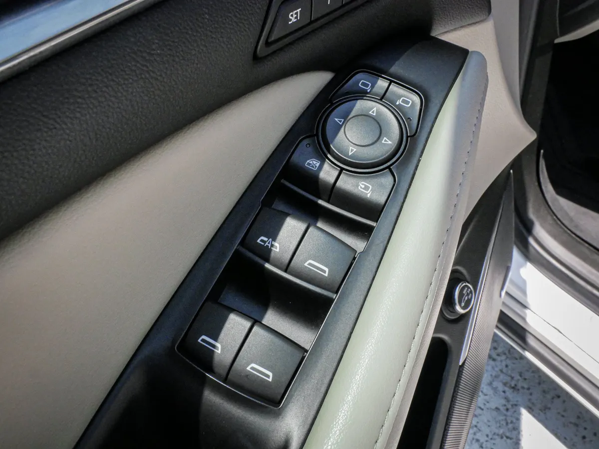 2019 Buick Enclave Premium thumbnail 14