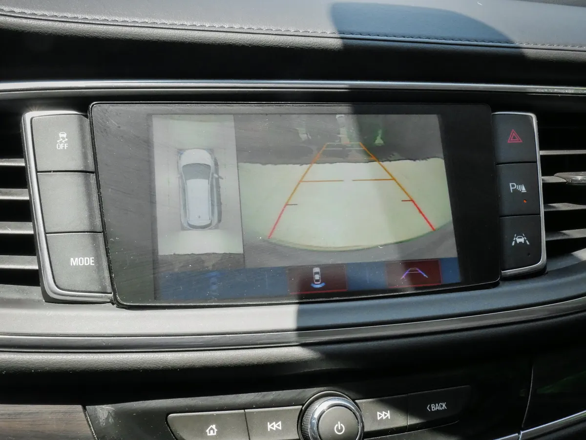 2019 Buick Enclave Premium thumbnail 23